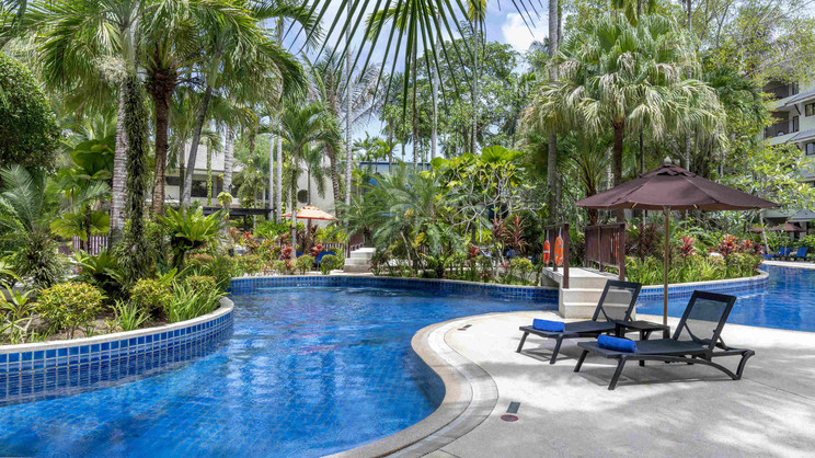 Novotel Phuket Surin Beach Resort Hotel