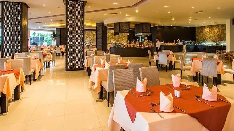 Jasmine Palace Resort & Spa