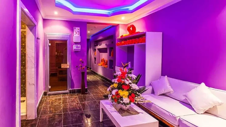 Jasmine Palace Resort & Spa