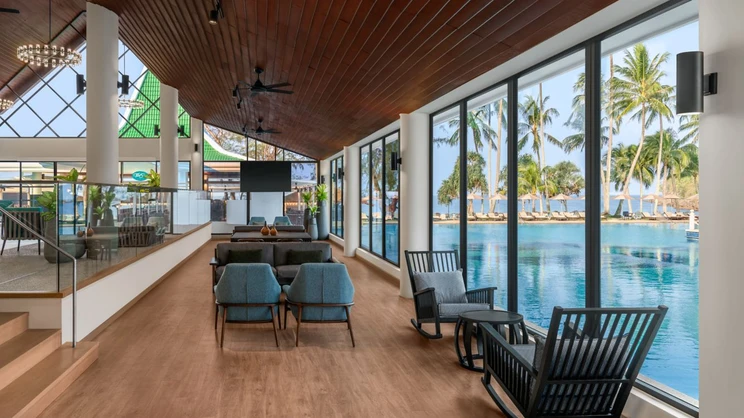 Le Meridien Phuket Beach Resort