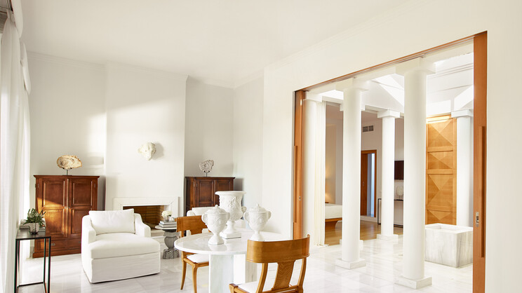 Mandola Rosa at Riviera Olympia