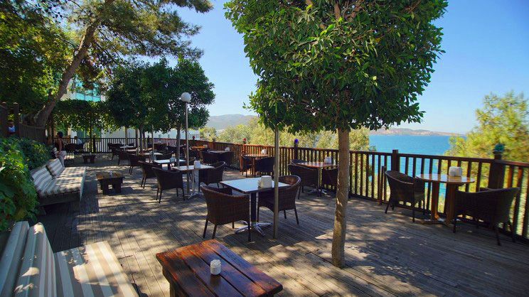 Blue Dreams Resort & Spa