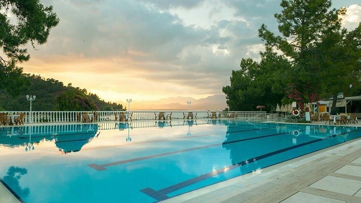 Club & Hotel Letoonia