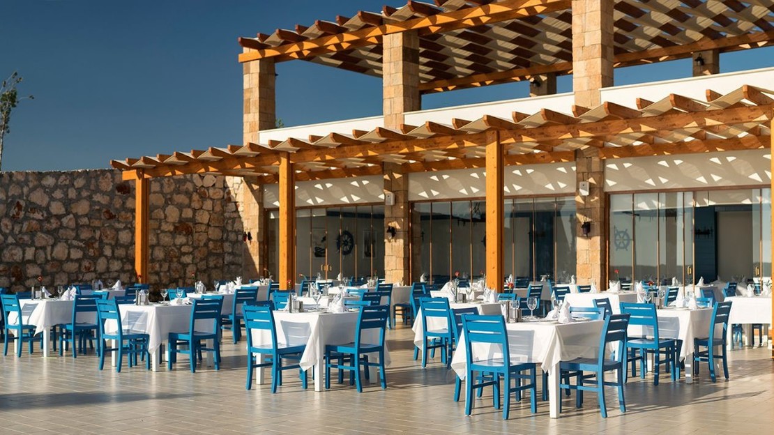 Aquasis De Luxe Resort & Spa