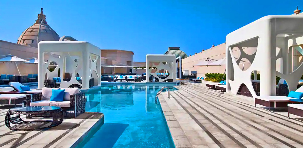 V Hotel Dubai, Curio Collection by Hilton