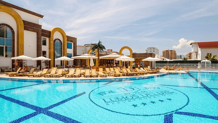 The Lumos Deluxe Resort Hotel & Spa