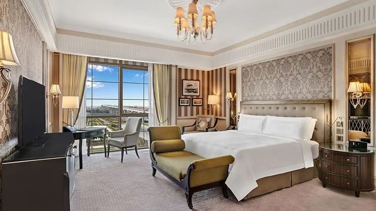 Habtoor Palace Dubai, LXR Hotels & Resorts