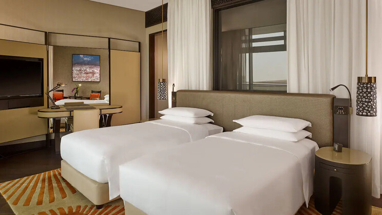 Grand Hyatt Abu Dhabi Hotel & Residences Emirates Pearl