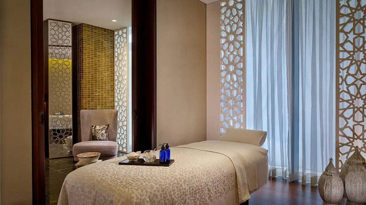 Grand Hyatt Abu Dhabi Hotel & Residences Emirates Pearl