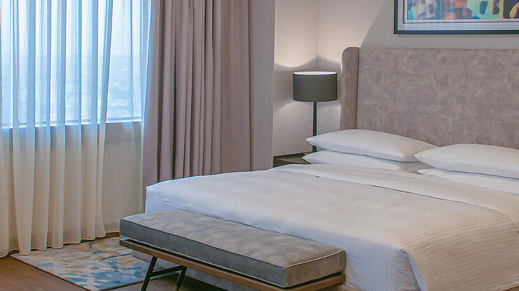 Hyatt Regency Dubai & The Galleria Residence