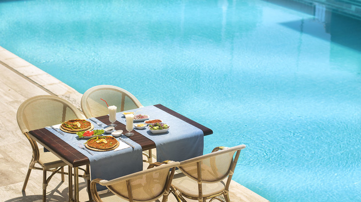 Temple Miletos Hotel