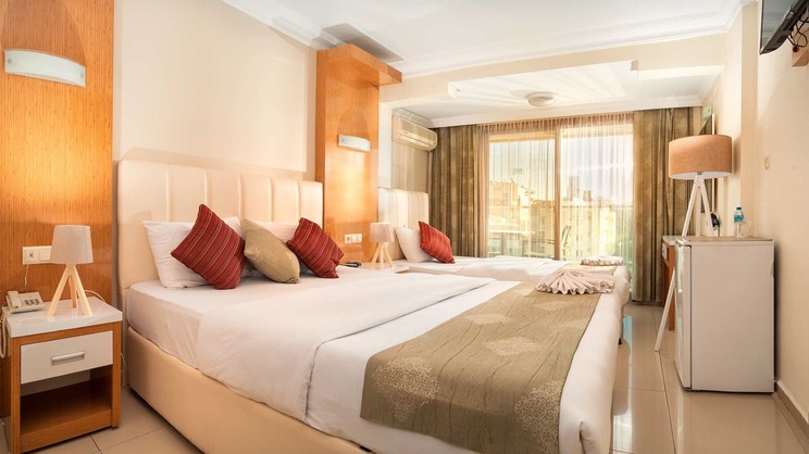 Temple Miletos Hotel