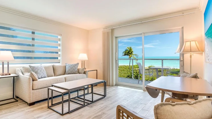 Gulf Front Top Floor Suite