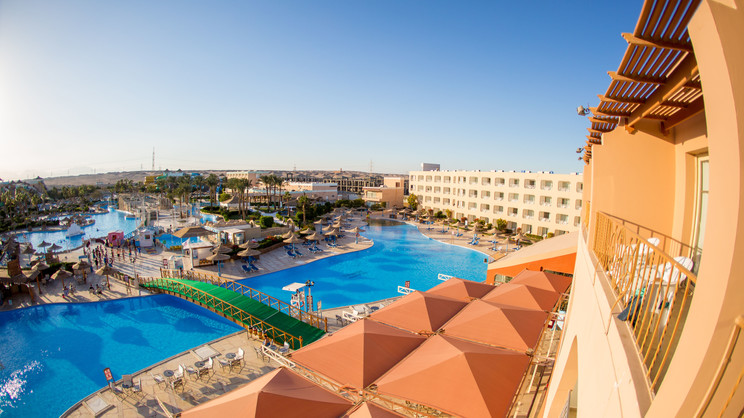 Titanic Resort & Aqua Park