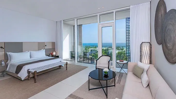 Deluxe Ocean View Suite with Private Terrace