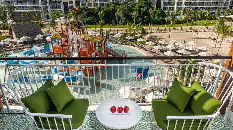 Ocean Riviera Paradise