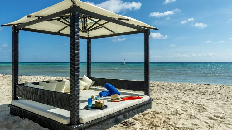 Ocean Riviera Paradise