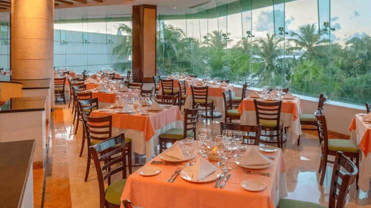 Grand Park Royal Cancun