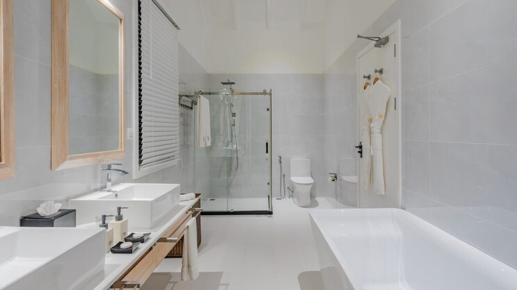 Sunrise Pool Water Villa