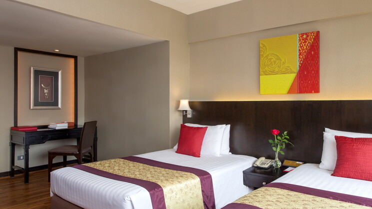 Ramada Plaza by Wyndham Bangkok Menam Riverside