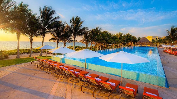 Moon Palace The Grand