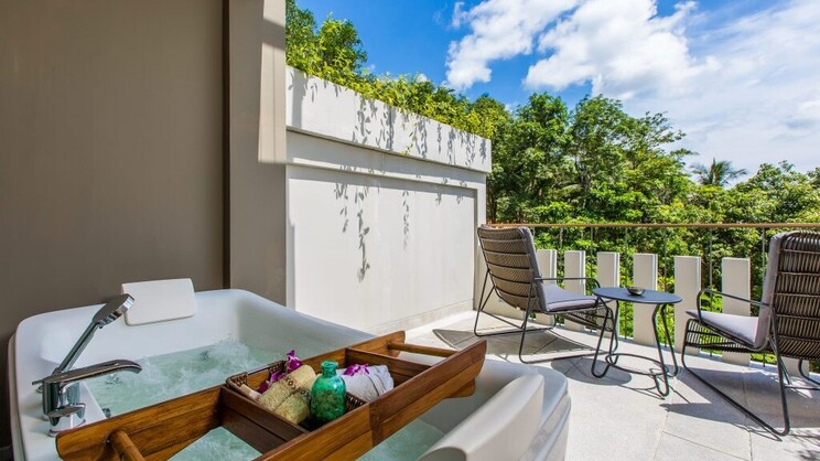 Grand Deluxe jacuzzi