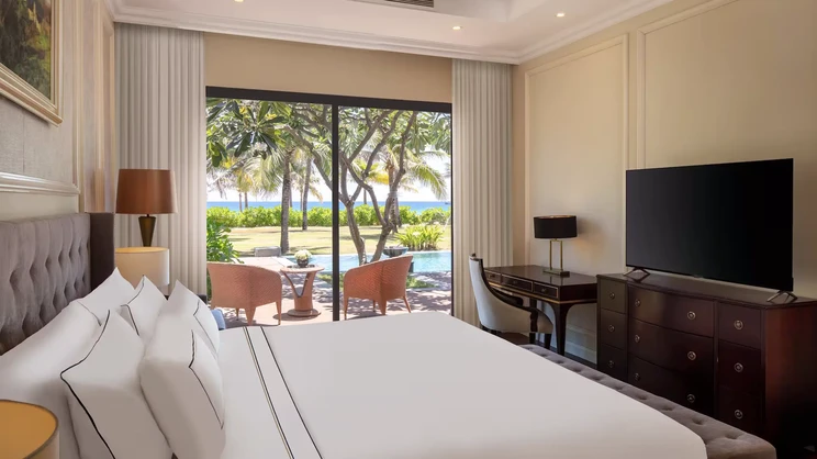 The Level 3 Bedrooms Pool Villa Beachfront