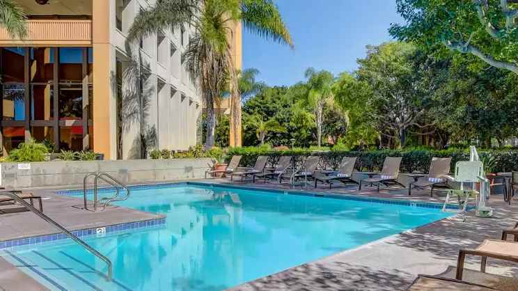 DoubleTree by Hilton Hotel Anaheim - Orange County