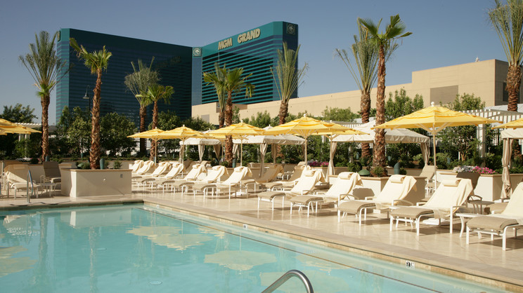 The Signature at MGM Grand