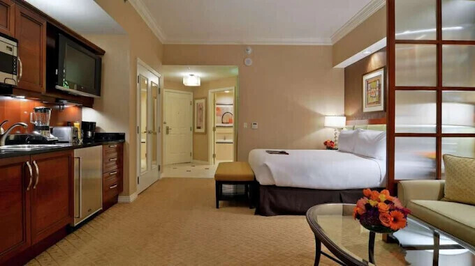 The Signature at MGM Grand