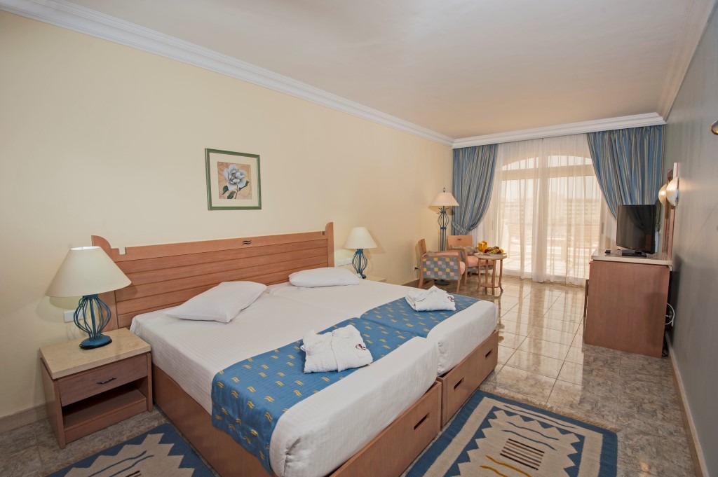 Superior Room Pool View