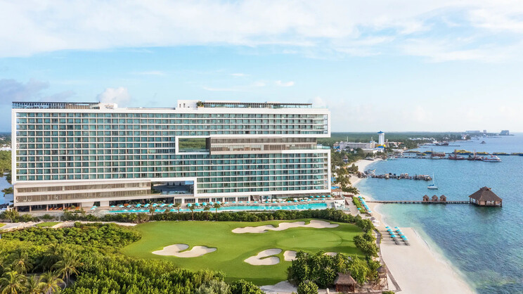 Dreams Vista Cancun Golf & Spa Resort