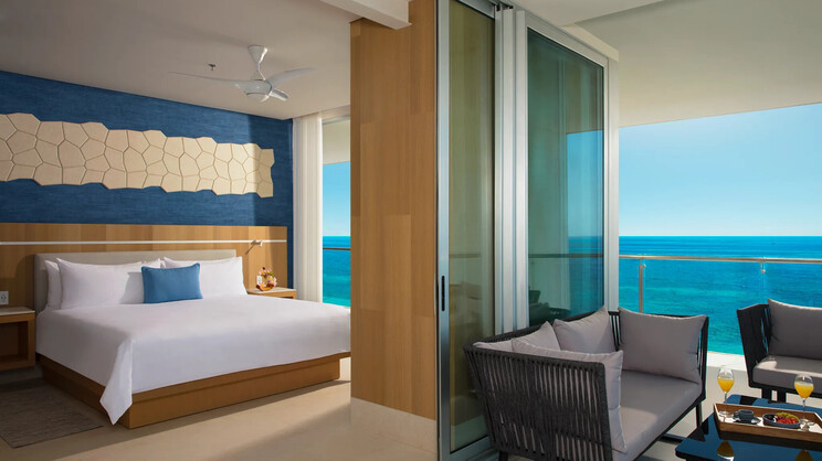 Dreams Vista Cancun Golf & Spa Resort