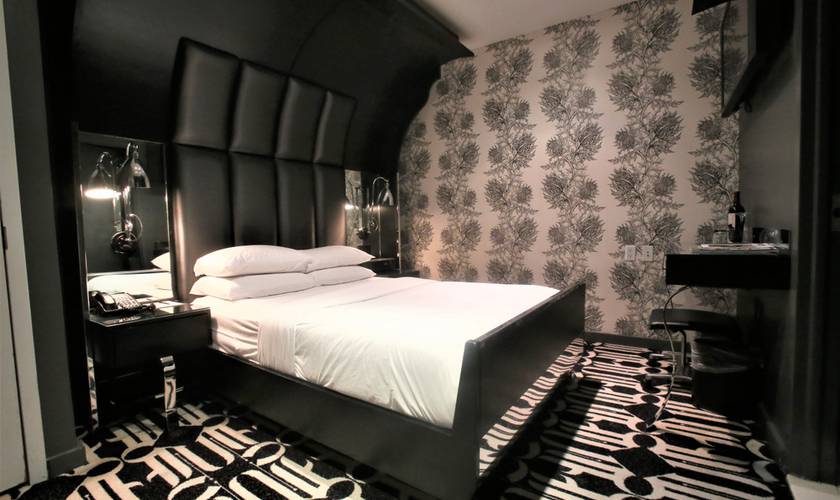  Junior Suite with City View