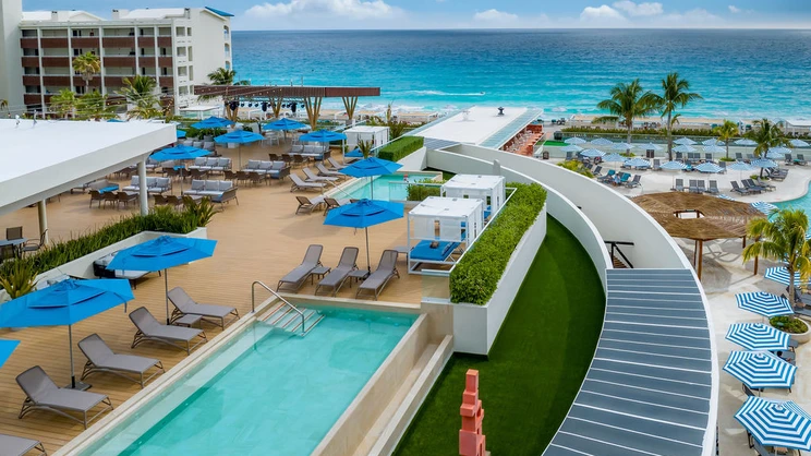 Hilton Cancun Mar Caribe All-Inclusive Resort