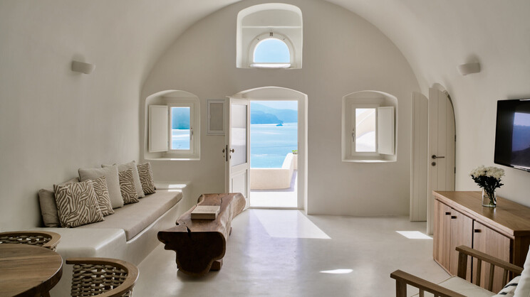 Mystique, A Luxury Collection Hotel, Santorini