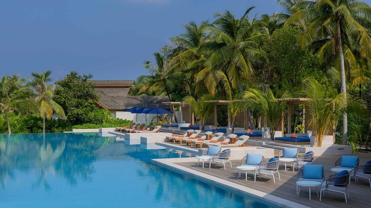 Emerald Faarufushi Resort & Spa