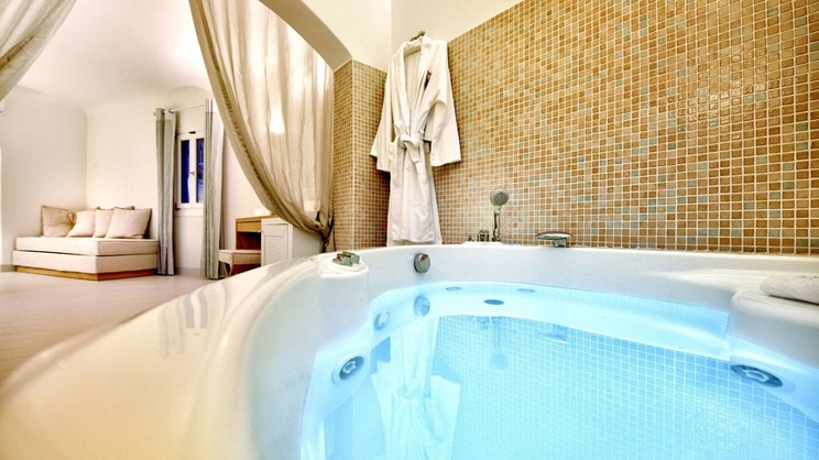 Saint John Mykonos Hotel