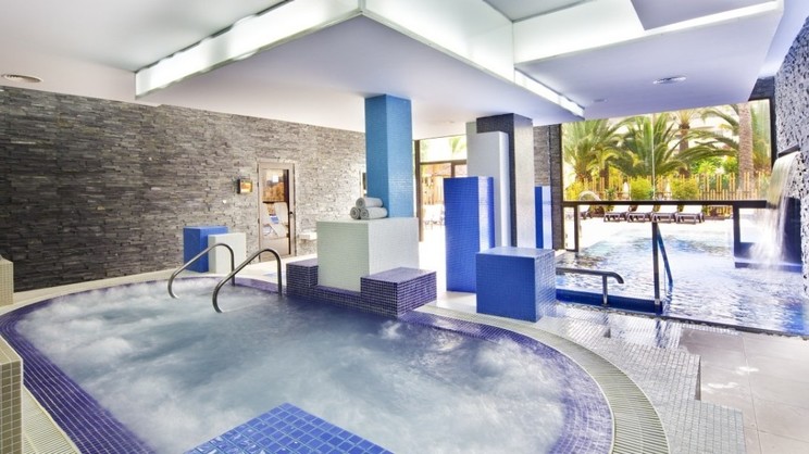 Barcelo Corralejo Bay