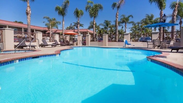 Days Inn by Wyndham Anaheim Near the Park