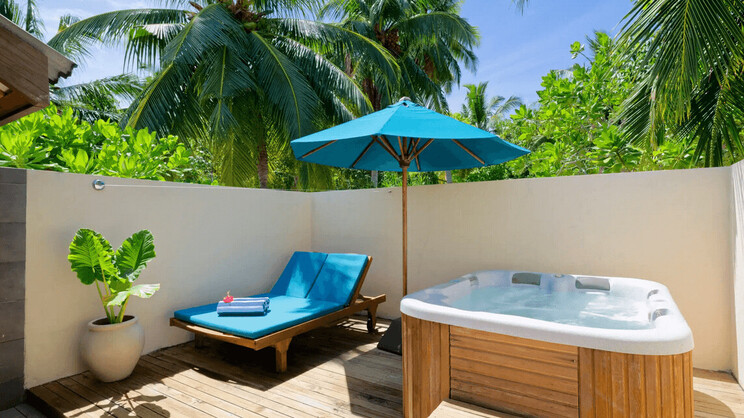 Premium Beach Villa With Whirlpool 