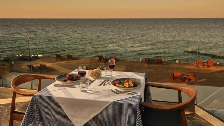 Cavo Orient Beach Hotel