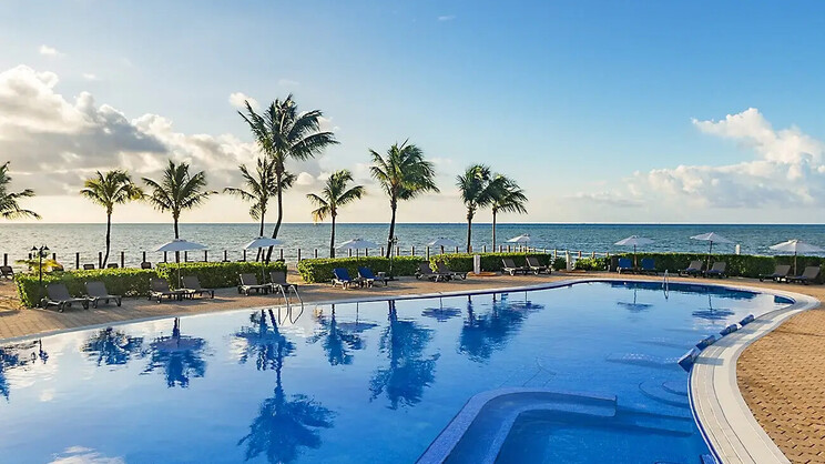 Ocean Maya Royale