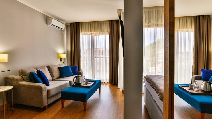 One Bedroom Apartment