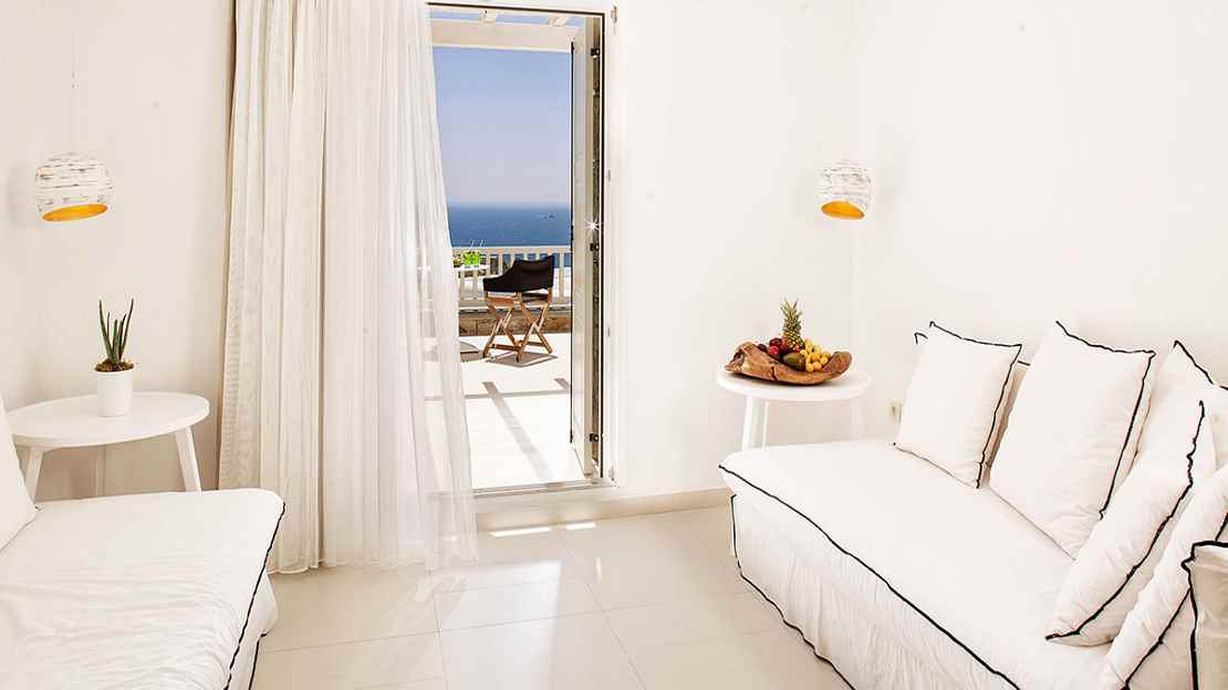  Grand Executive Suite with Private Pool 