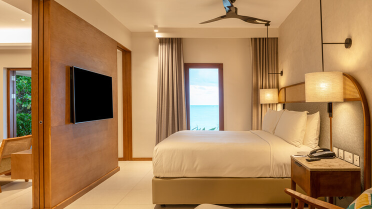 Beachfront Junior Suite