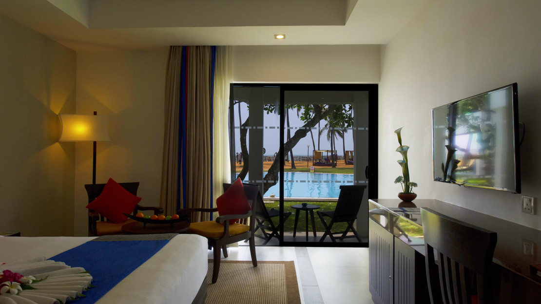 Superior Poolside Terrace Room