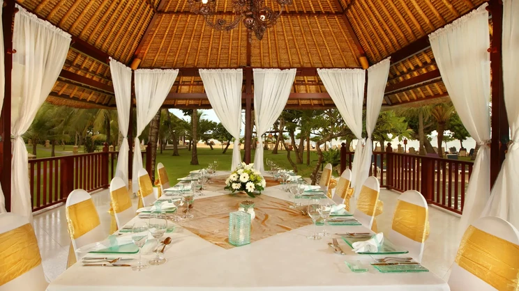 Nusa Dua Beach Hotel & Spa - A Handwritten Collection