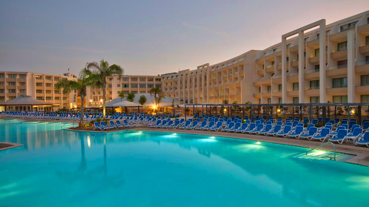 db Seabank Resort and Spa