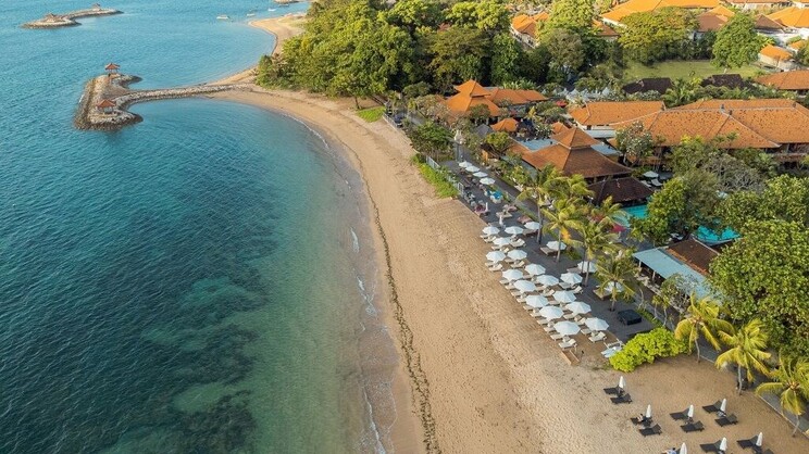 Griya Santrian Resort